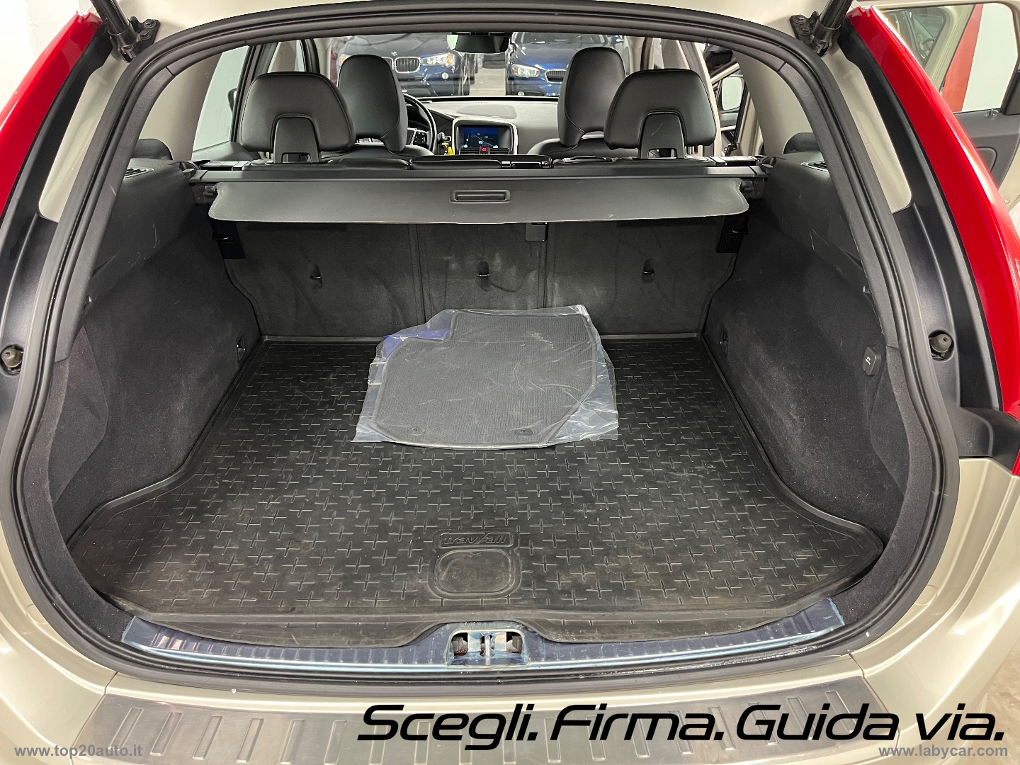 XC60 D5 AWD Geartronic Summum|TETTO|PELLE - immagine 12