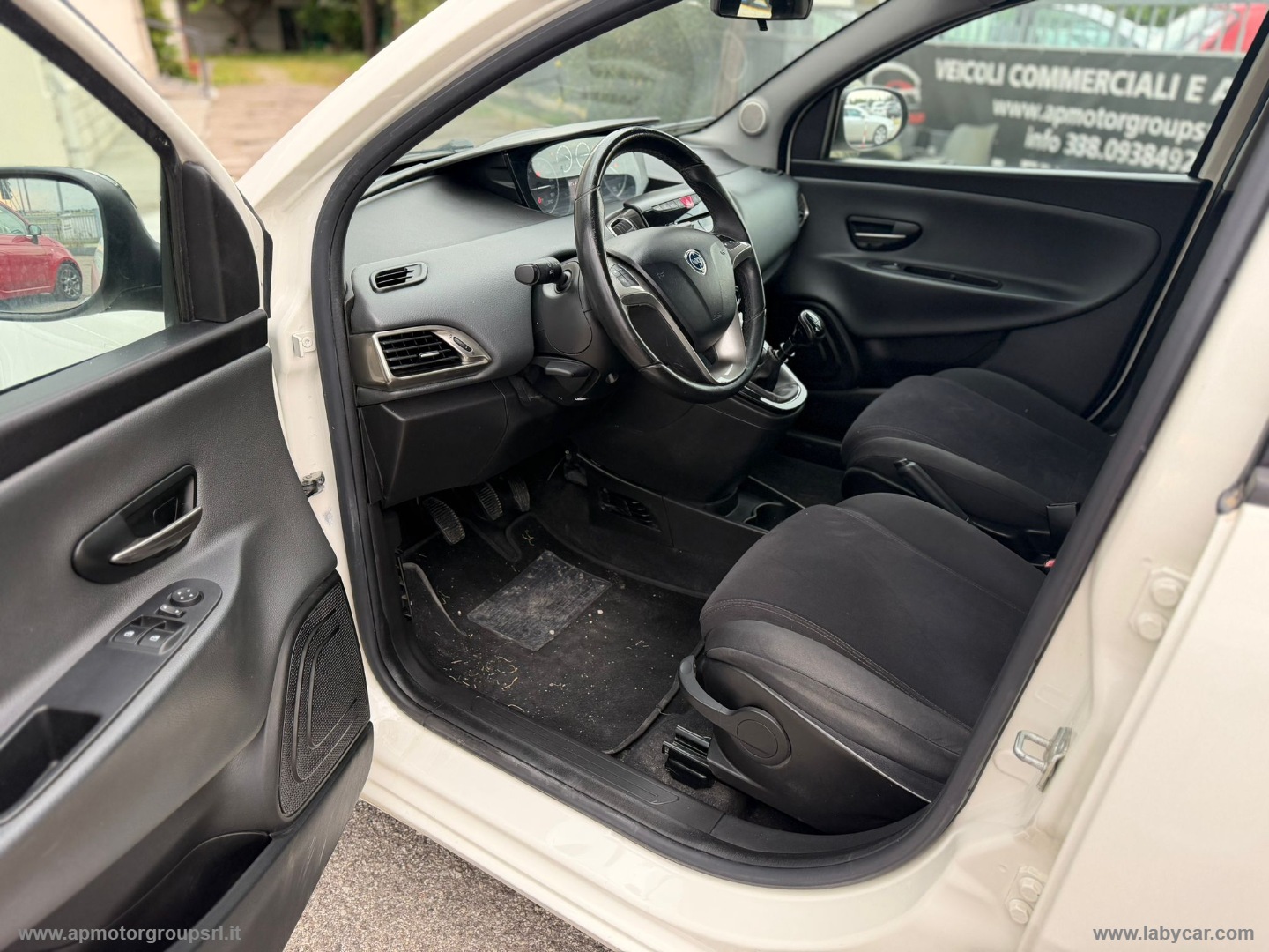 Ypsilon 1.3 MJT 95 CV 5p. S&S Gold - immagine 12