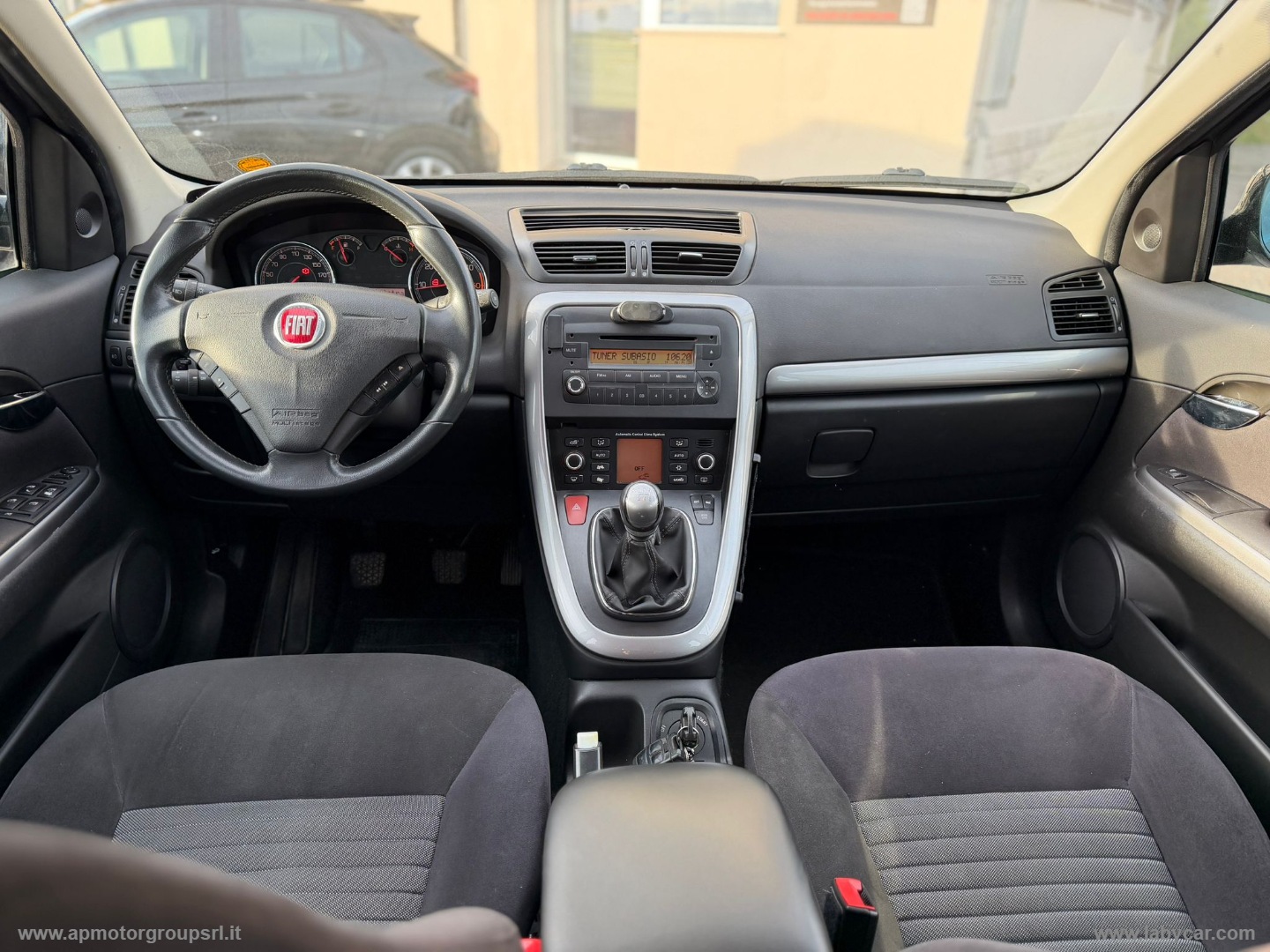 Croma 1.9 MJT Emotion - immagine 12