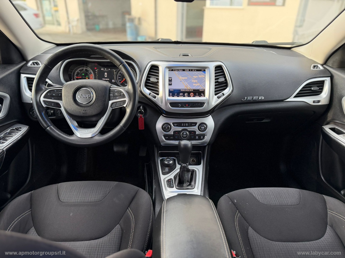 Cherokee 2.2 Mjt II 185CV 4WD AD.I Long. - immagine 12