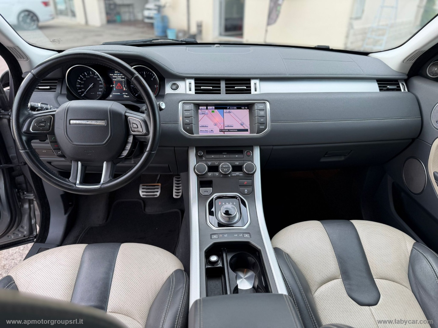 RR Evoque 2.2 TD4 150CV HSE Dynamic - immagine 12