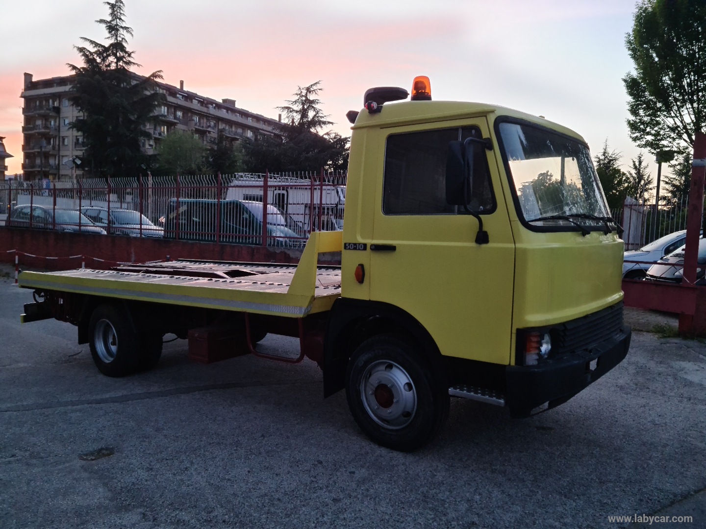 50 F 10 CARROATTREZZI UNICO PROPRIETARIO - immagine 12