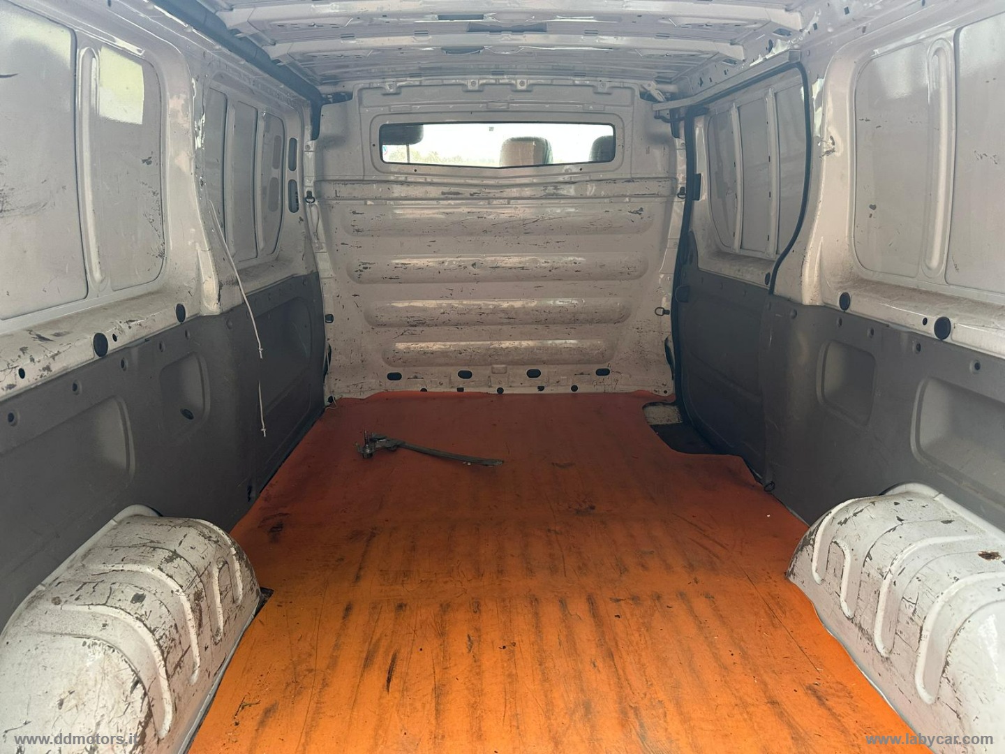 Trafic T27 1.9dCi/100PC-TN Combi Confort OCCASIONE - immagine 12