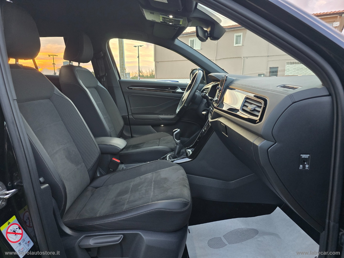 T-Roc 2.0 TDI SCR R-Line - immagine 12