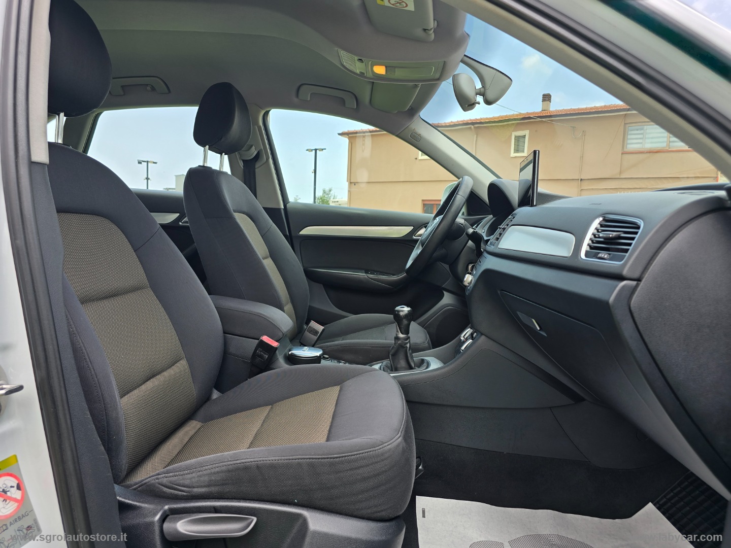 Q3 2.0 TDI Business - immagine 12