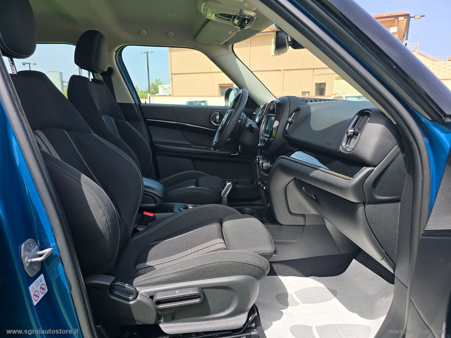 Mini Cooper SD Hype Countryman ALL4 Aut. - immagine 12