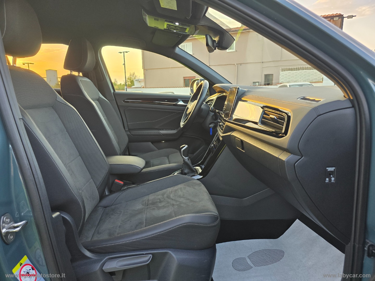 T-Roc 2.0 TDI SCR Style - immagine 12