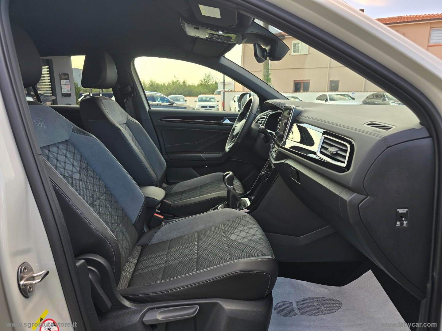 T-Roc 2.0 TDI SCR R-Line - immagine 12