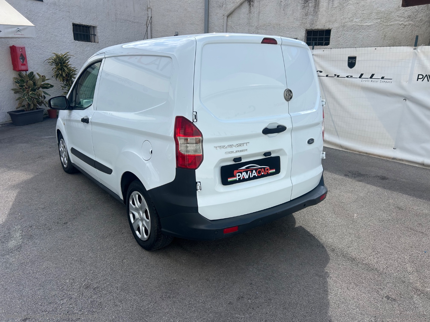 Transit Courier 1.5 TDCi 75CV Van Trend - immagine 12