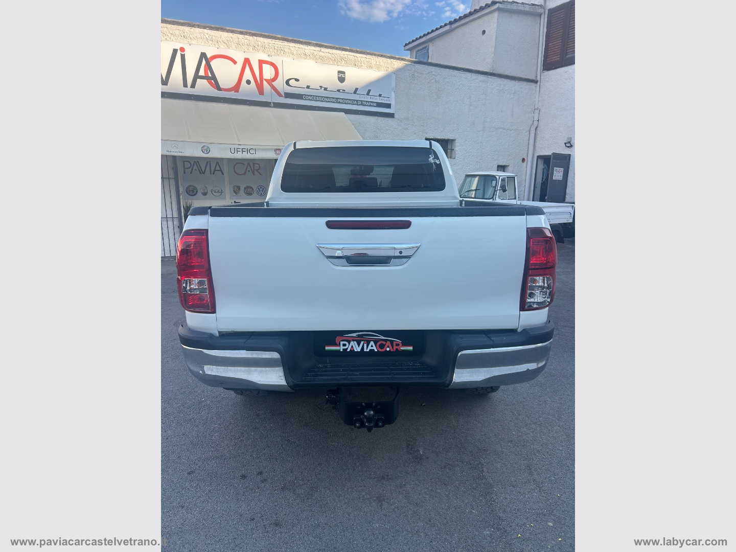 Hilux 2.4 D-4D 4WD 4p. DC Comfort - immagine 12