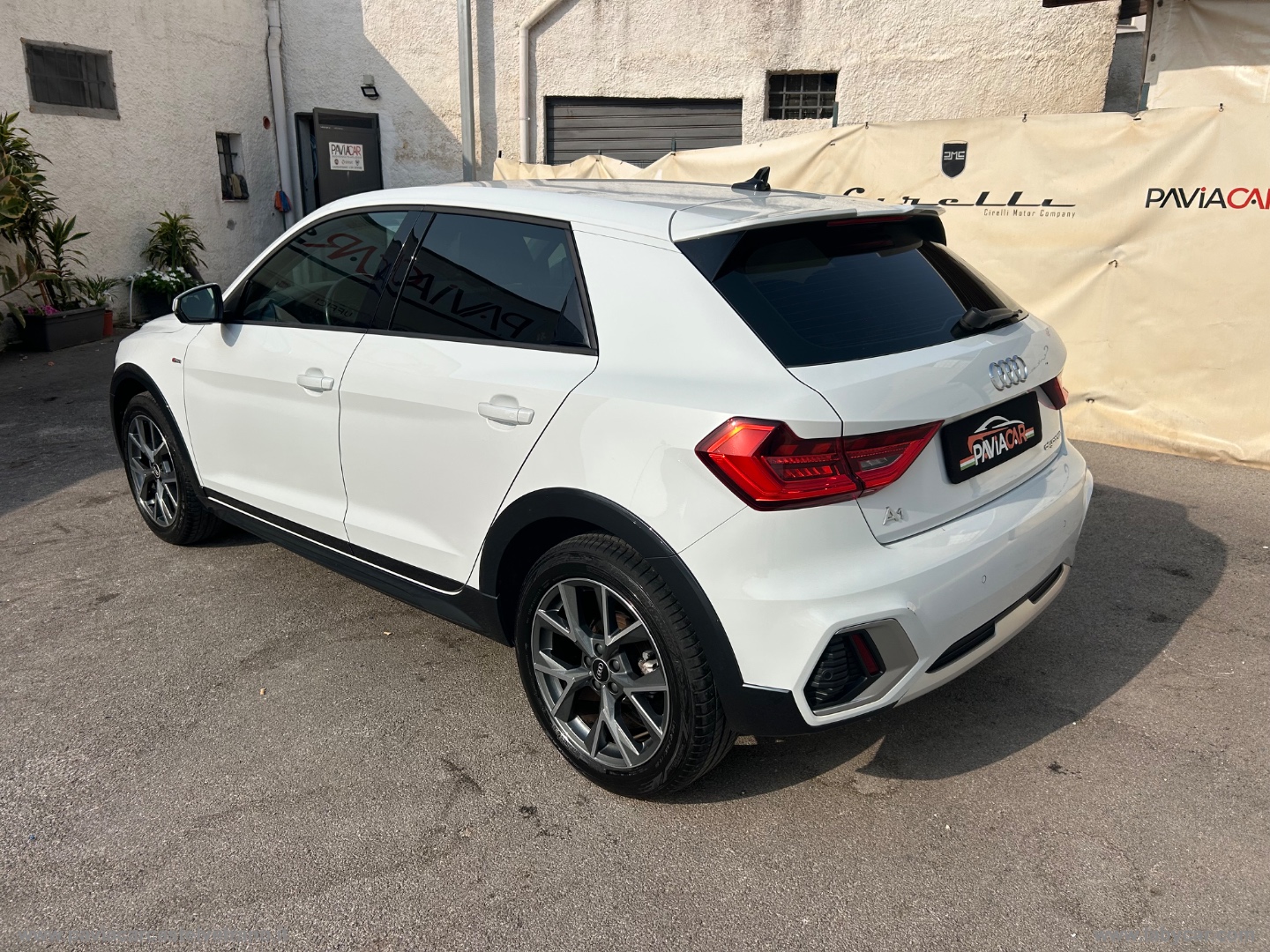 A1 citycarver 30 TFSI S tronic Admired - immagine 12