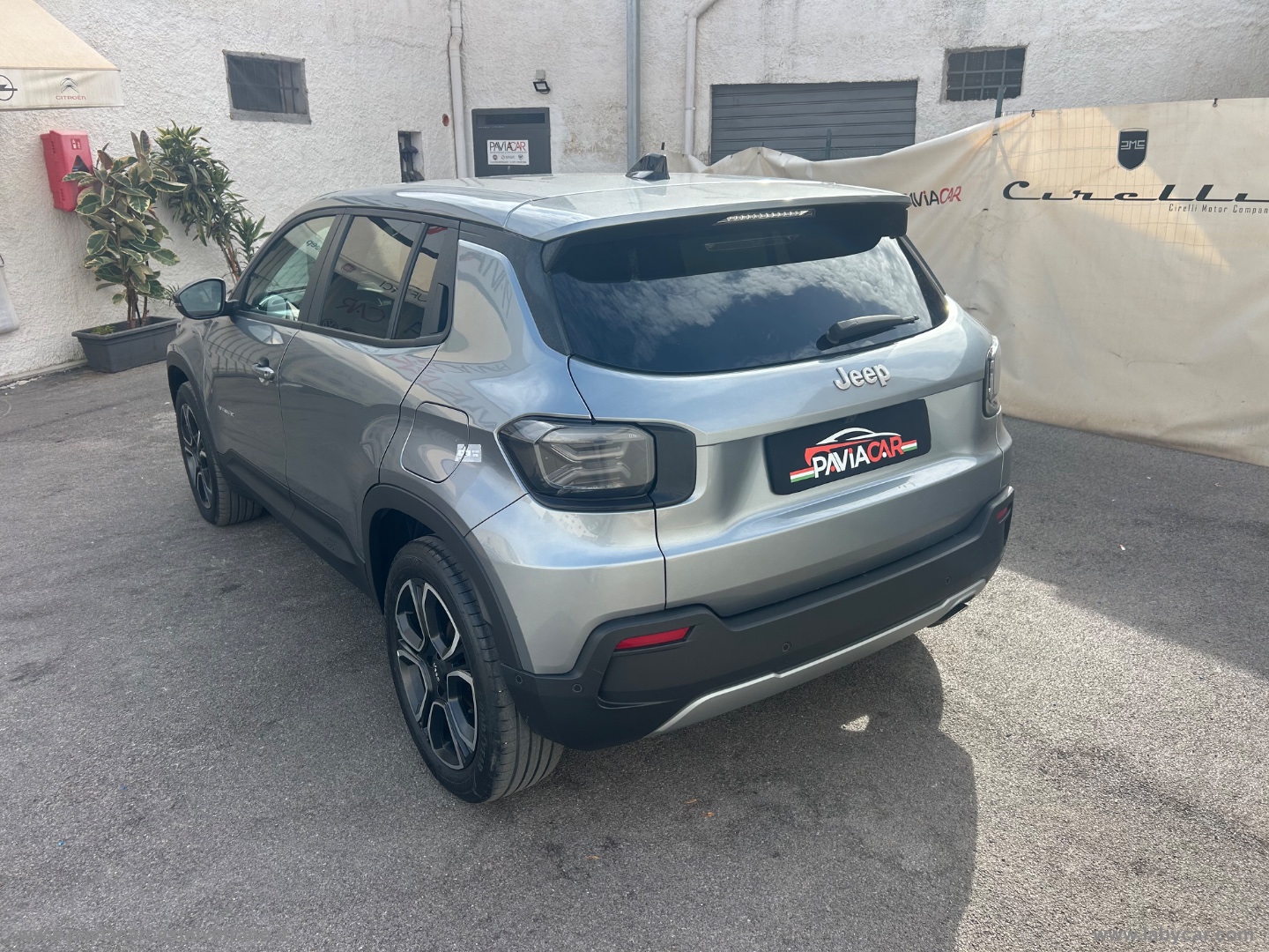 Avenger 1.2 Turbo 100 CV Summit - immagine 12