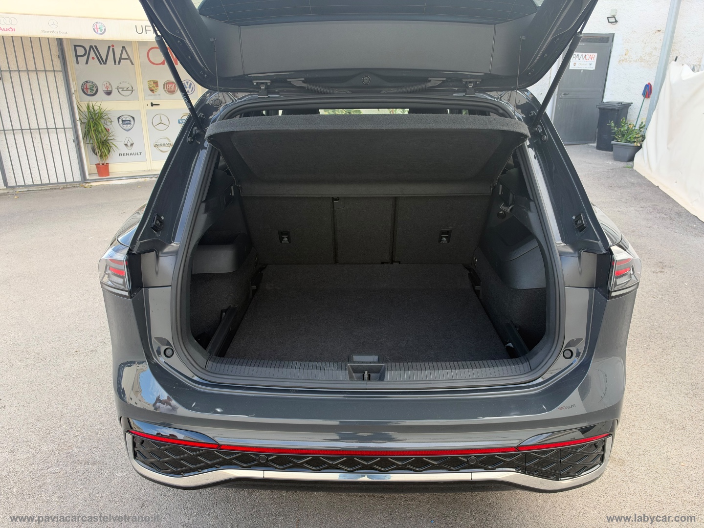 Tiguan 2.0 TDI 150 CV DSG R-Line - immagine 12