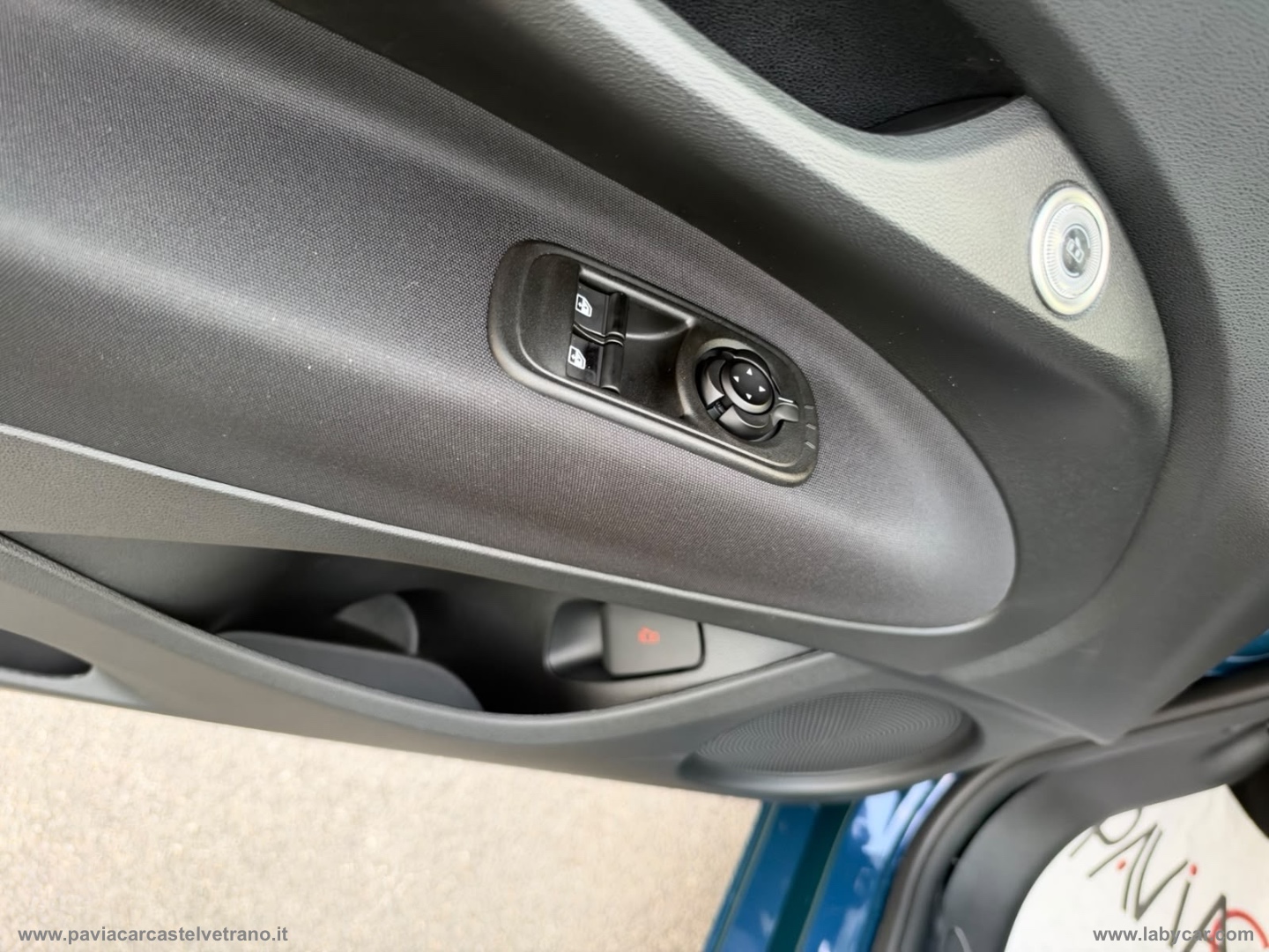 500 Berlina Hybrid Icon KM/0 - immagine 12