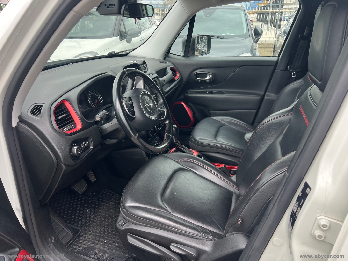Renegade 2.0 Mjt 170CV 4WD AD.L. Tr.hawk - immagine 12