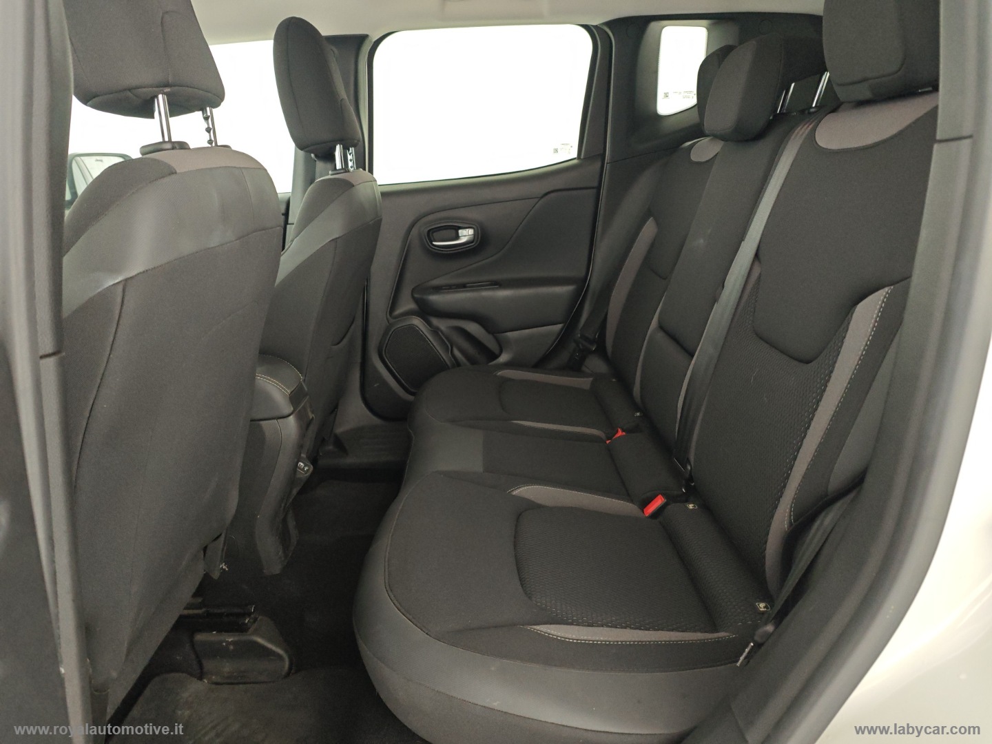 Renegade 1.3 T4 PHEV 4xe Business Plus - immagine 12