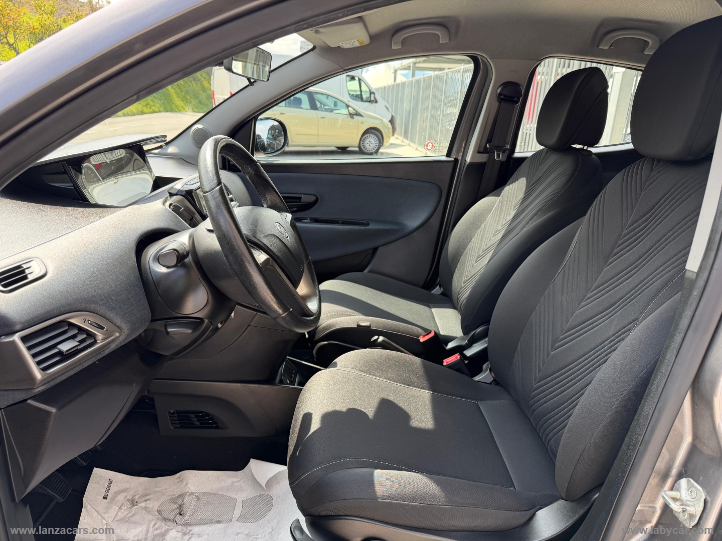 Ypsilon 1.0 FireFly 5p.S&S Hybryd Gold - immagine 12