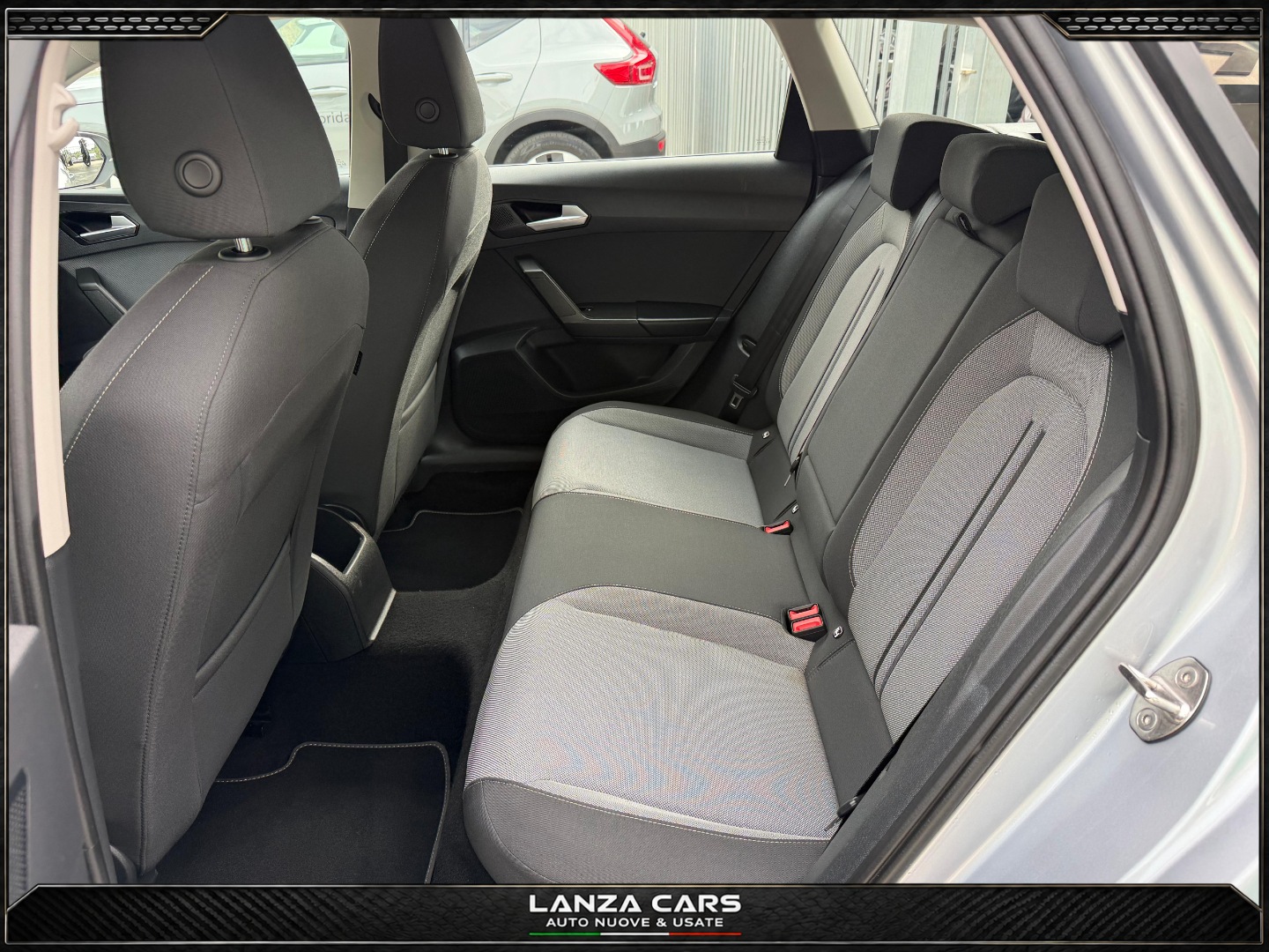 Leon ST 2.0 TDI 150CV DSG Business - immagine 12