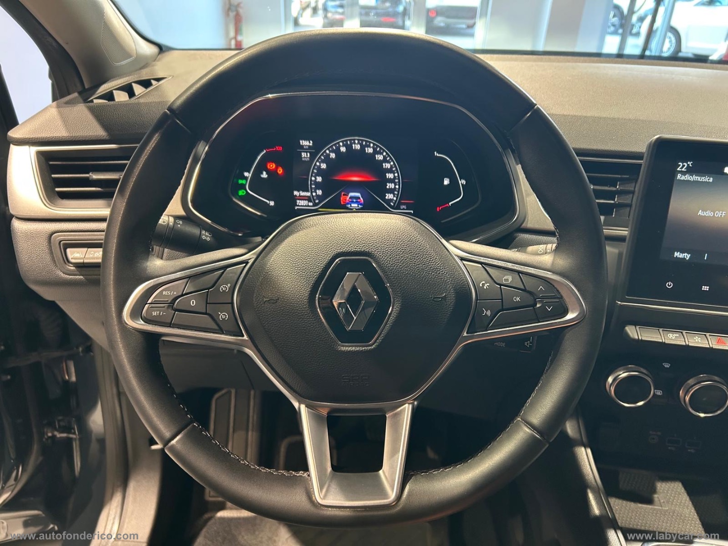 Captur TCe 12V 100 CV GPL Intens - immagine 12
