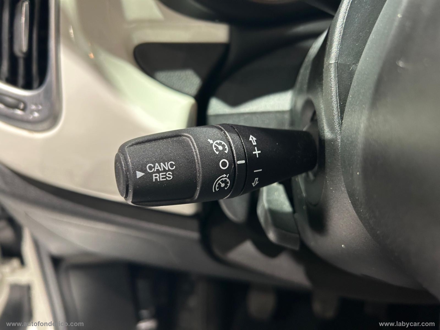 500L 1.4 95 CV Opening Edition - immagine 12