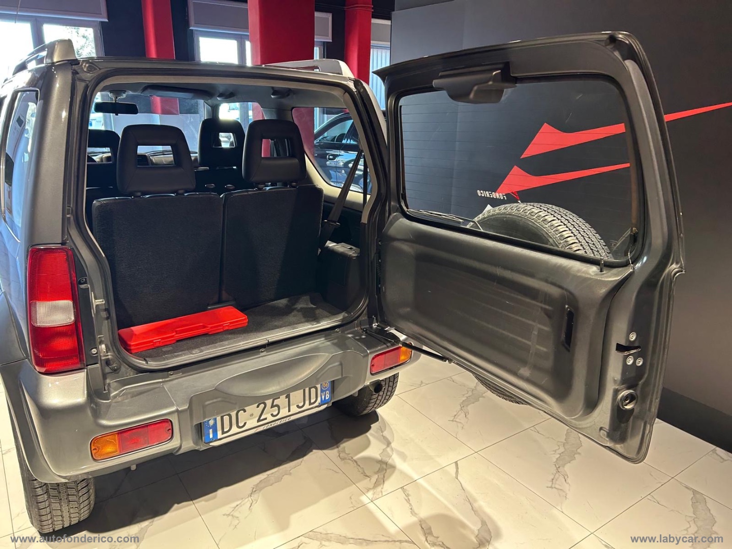 Jimny 1.3 4WD JLX - immagine 12