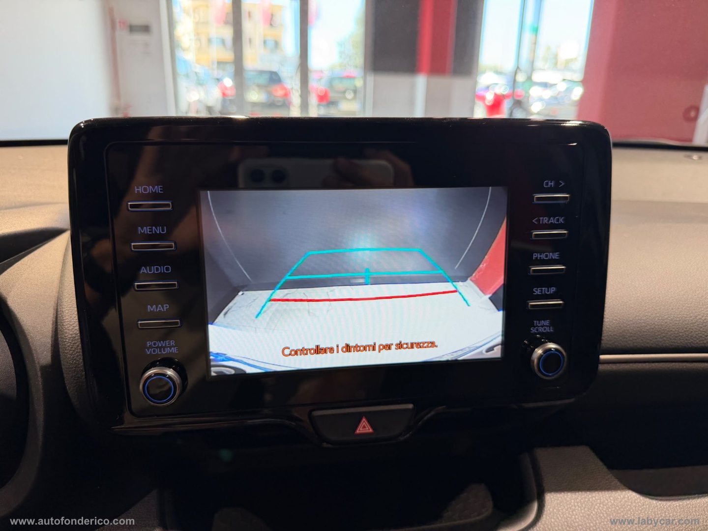 Yaris 1.0 5p. Active - immagine 12