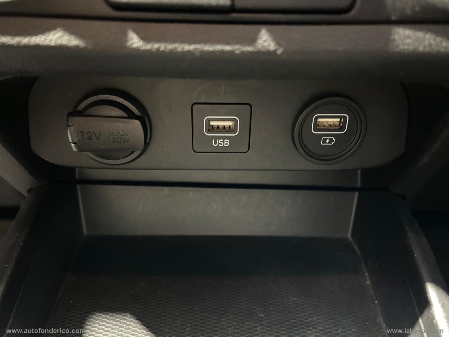 i10 1.0 MPI AT Tech - immagine 12