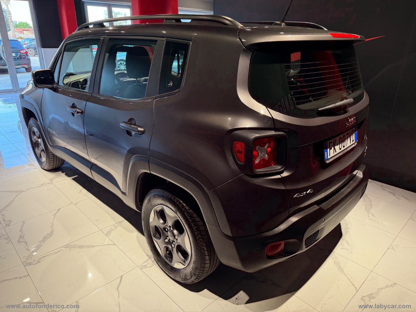 Renegade 2.0 Mjt 140 CV 4WD AD.Longitude - immagine 12