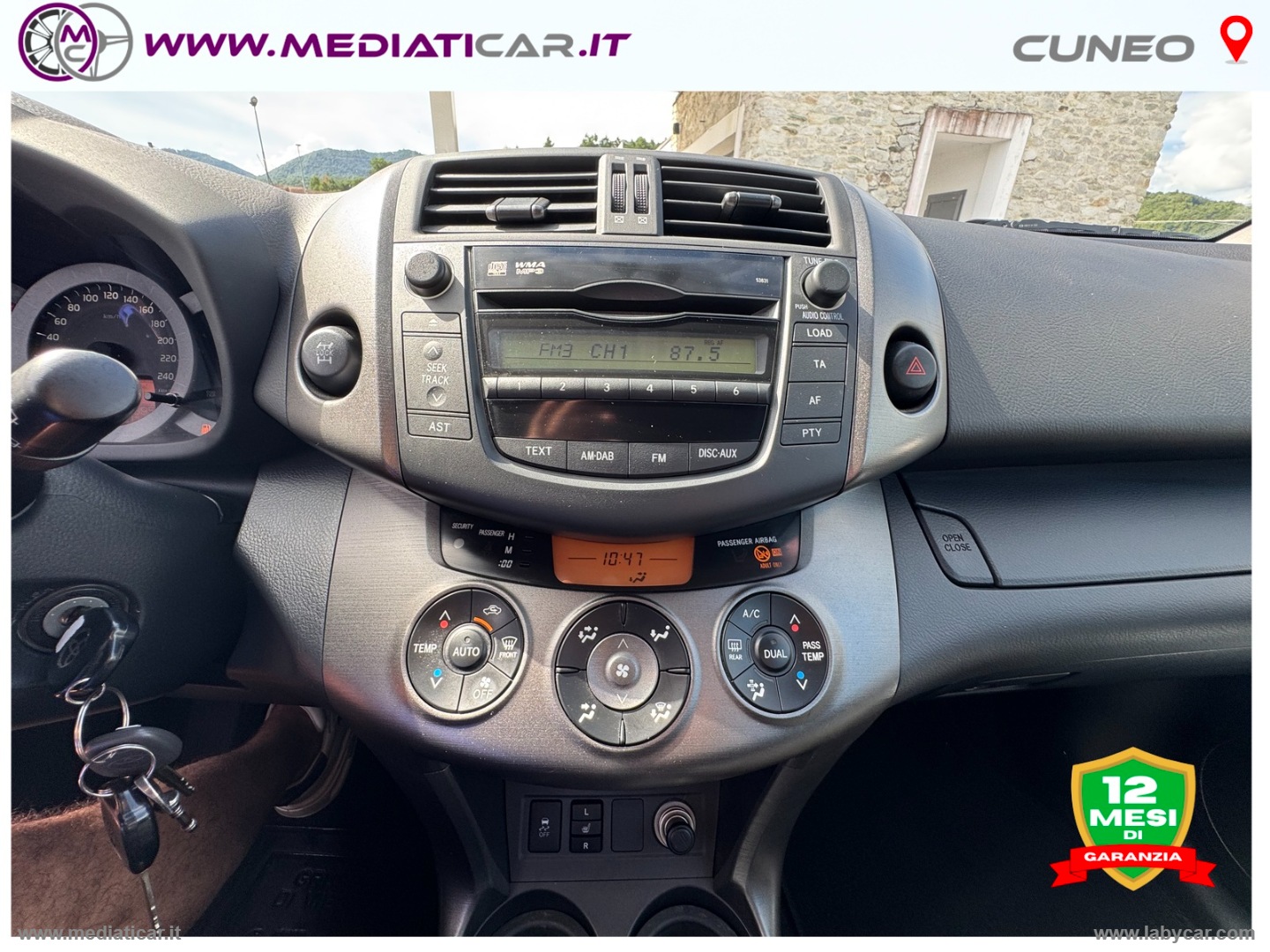 RAV4 Crossover 2.2 D-4D 150 CV Exclusive - immagine 12