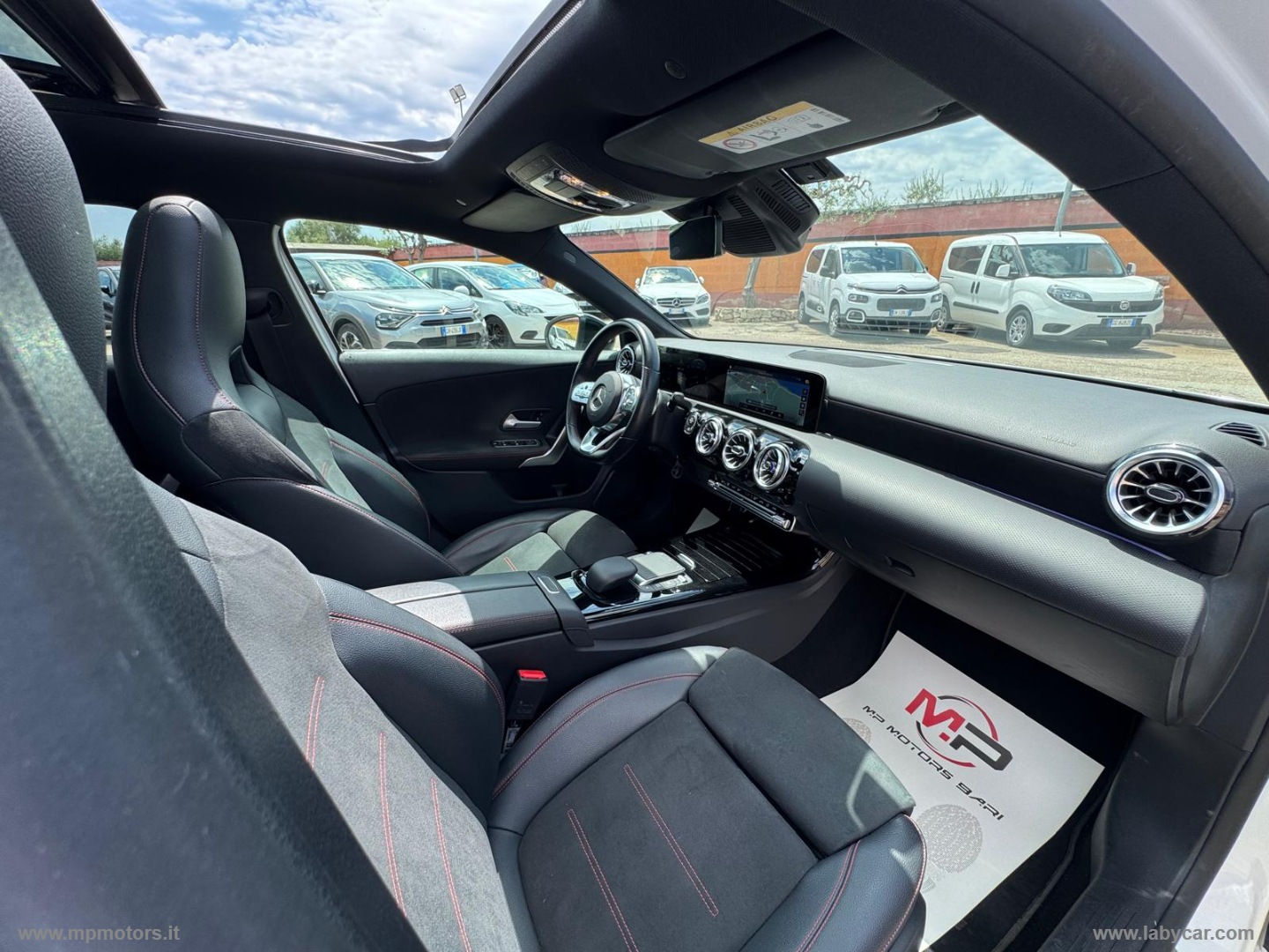 A 200 D PREMIUM AMG LINE AUTOMATICA 2.0 150CV - immagine 12