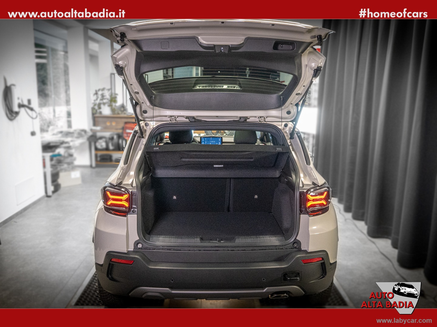 Avenger 1.2 TURBO e-HYBRID 4xe Overland | 145CV - immagine 12