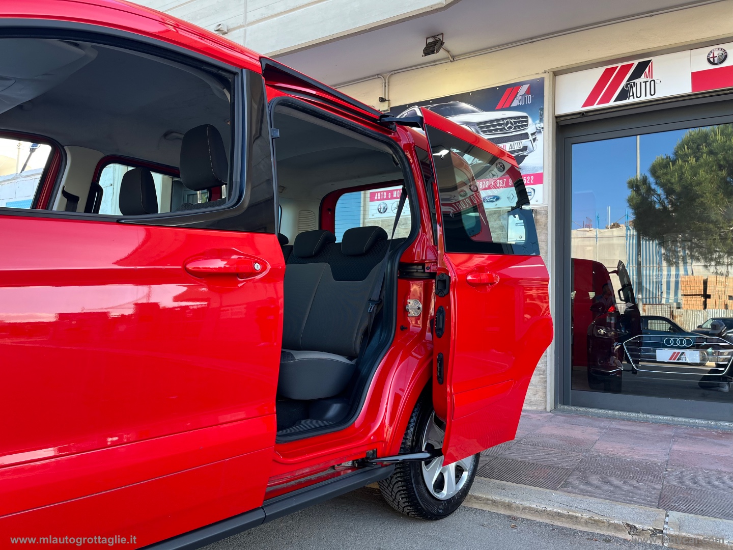 Tourneo Courier 1.5 TDCI 75 CV Sport - immagine 12