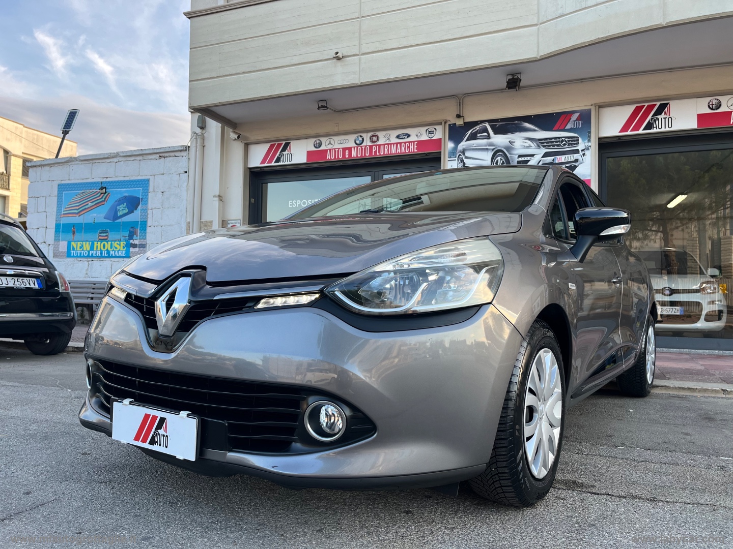 Clio 1.2 75 CV GPL 5p. Costume National - immagine 12