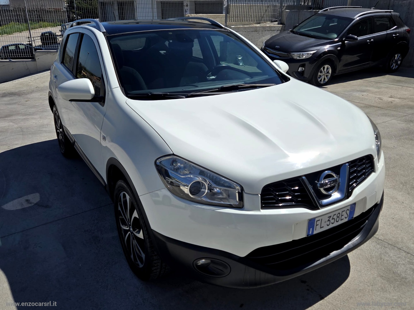 Qashqai 1.5 dCi DPF Tekna TETTO PANORAMICO - immagine 12