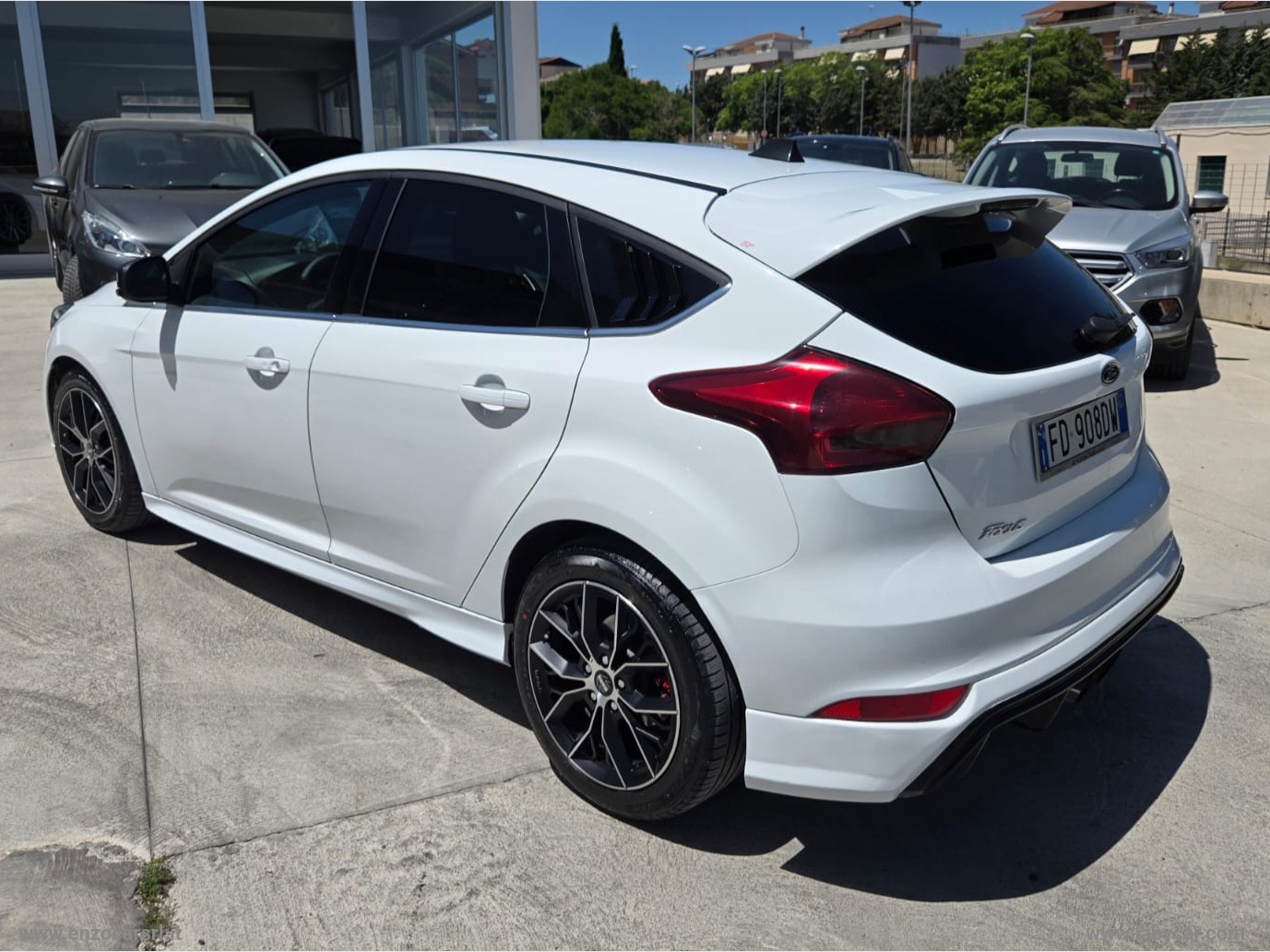 Focus 1.5 TDCi 120 CV S&S ST Line - immagine 12