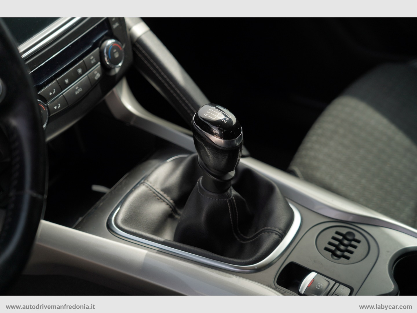 Kadjar dCi 8V 110 CV EDC Energy Bose - immagine 12