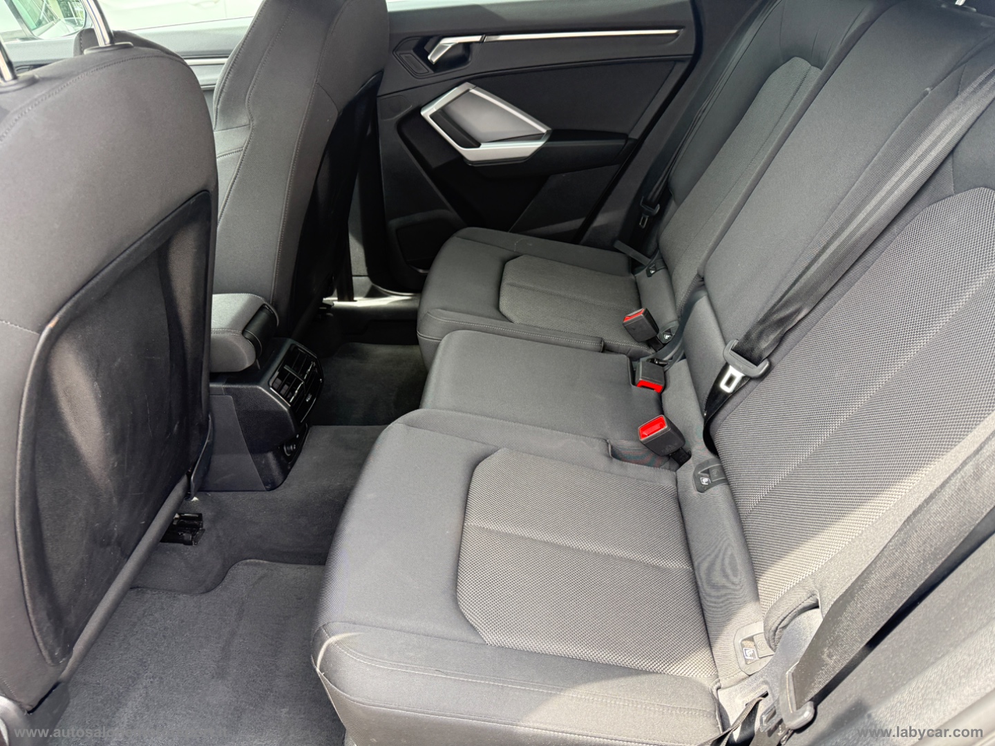 Q3 SPB 40 TDI quattro S tr. Ident. Black - immagine 12