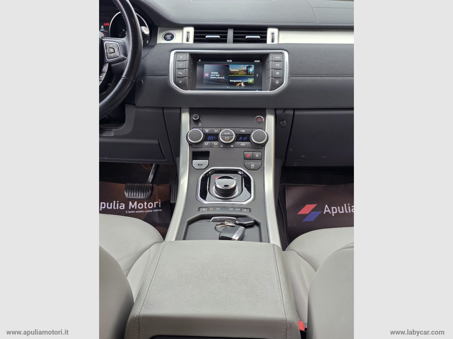 RR Evoque 2.0 TD4 150 CV 5p. Bs Ed. Pure - immagine 12