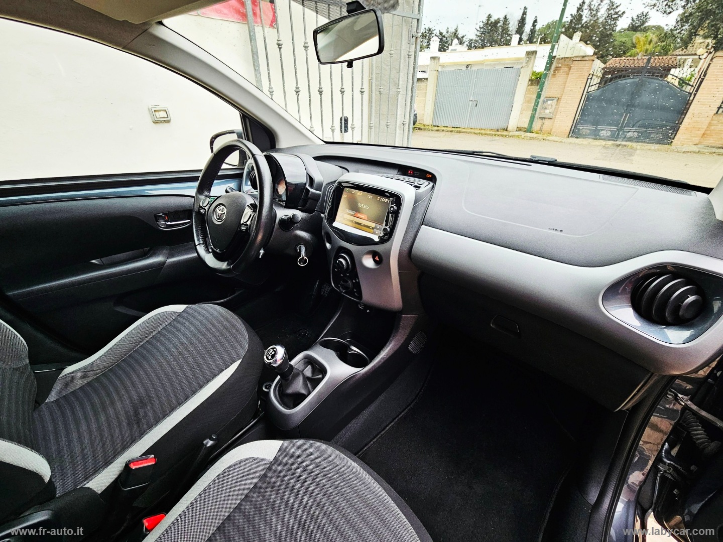 Aygo 1.0 VVT-i 72 CV 5p. x-cite - immagine 12
