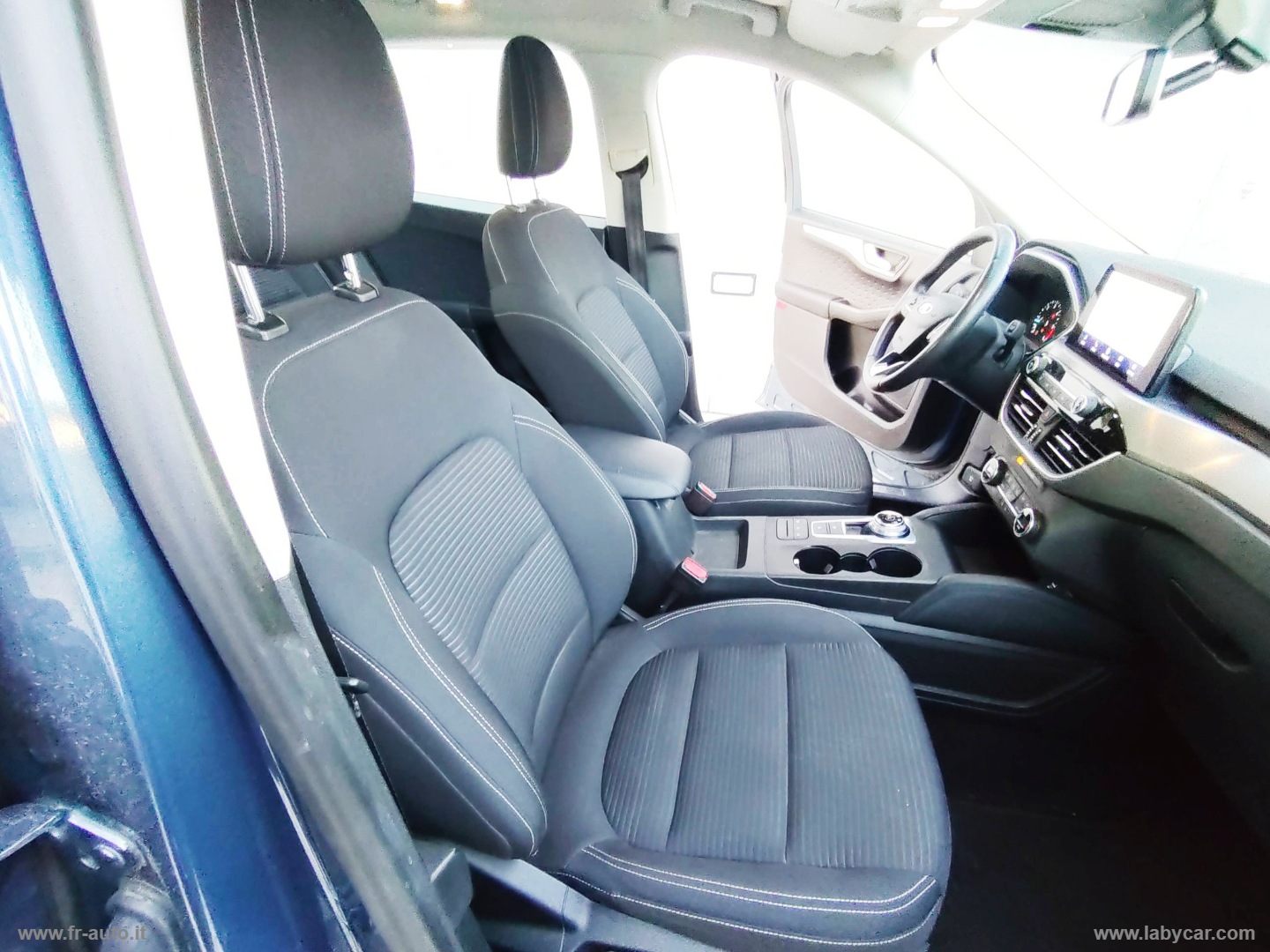 Kuga 1.5 EcoBl. 120CV aut. 2WD ST-Line X - immagine 12