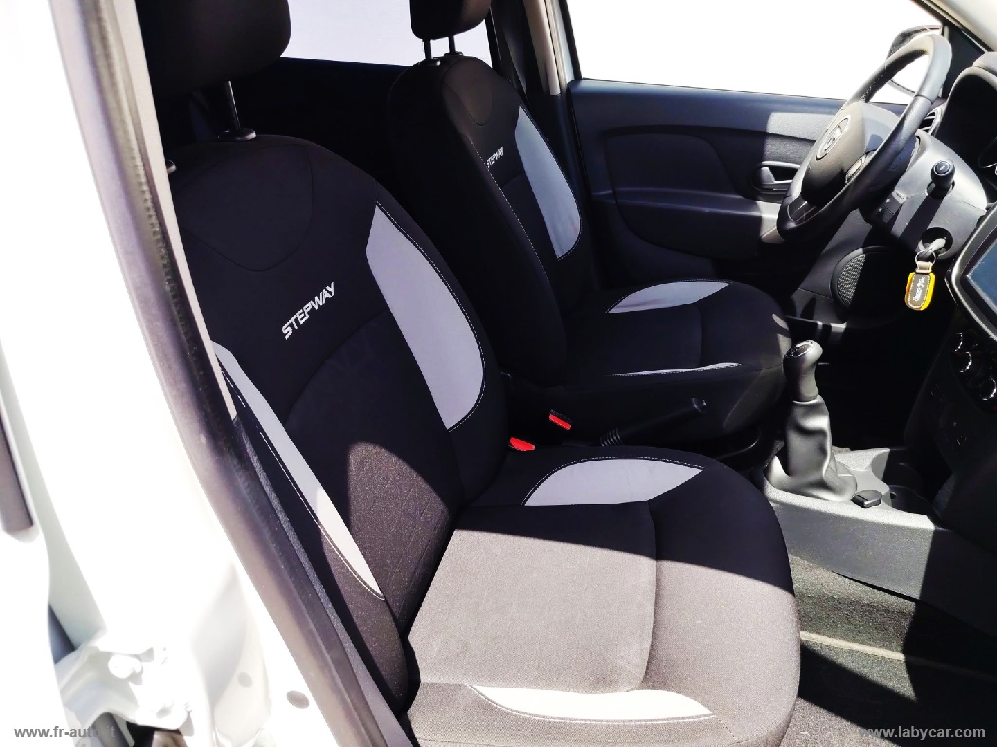 Sandero Stepway 1.5 dCi 8V 90 CV Prest. - immagine 12