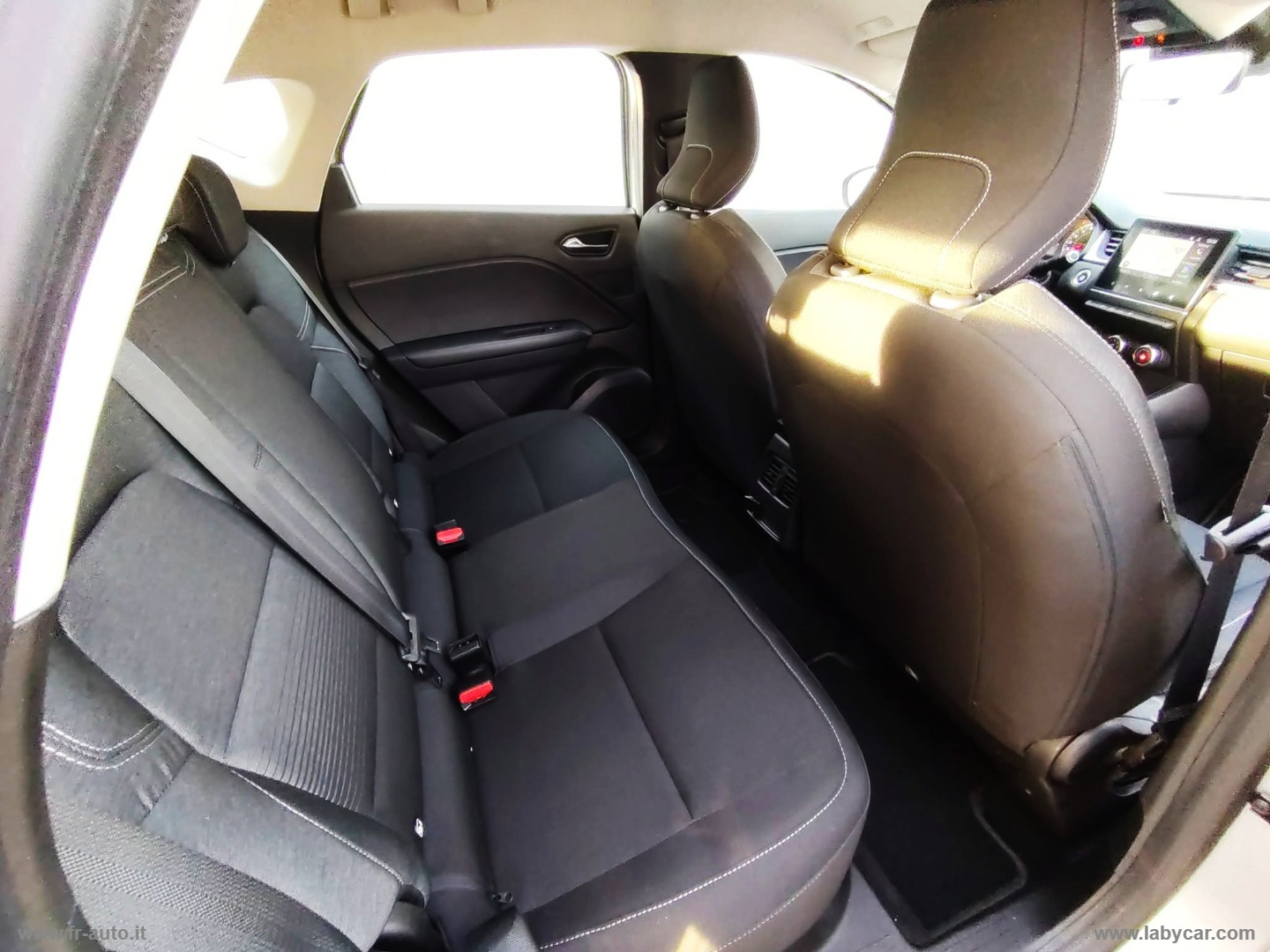 Captur TCe 12V 100 CV GPL FAP Business - immagine 12