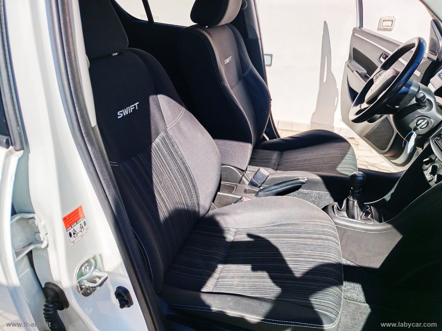 Swift 1.2 VVT 4WD 5p. B-Top Start&Stop - immagine 12