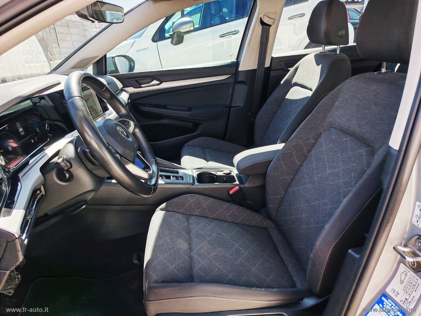 Golf 2.0 TDI DSG SCR Style - immagine 12