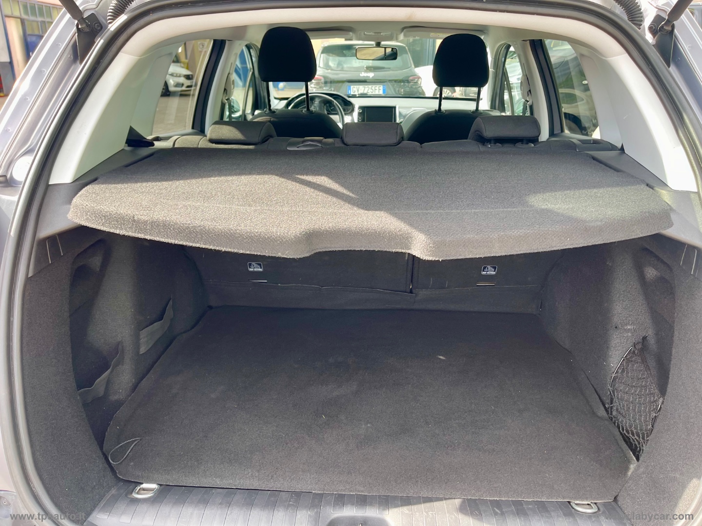 2008 BlueHDi 100 Active - immagine 12