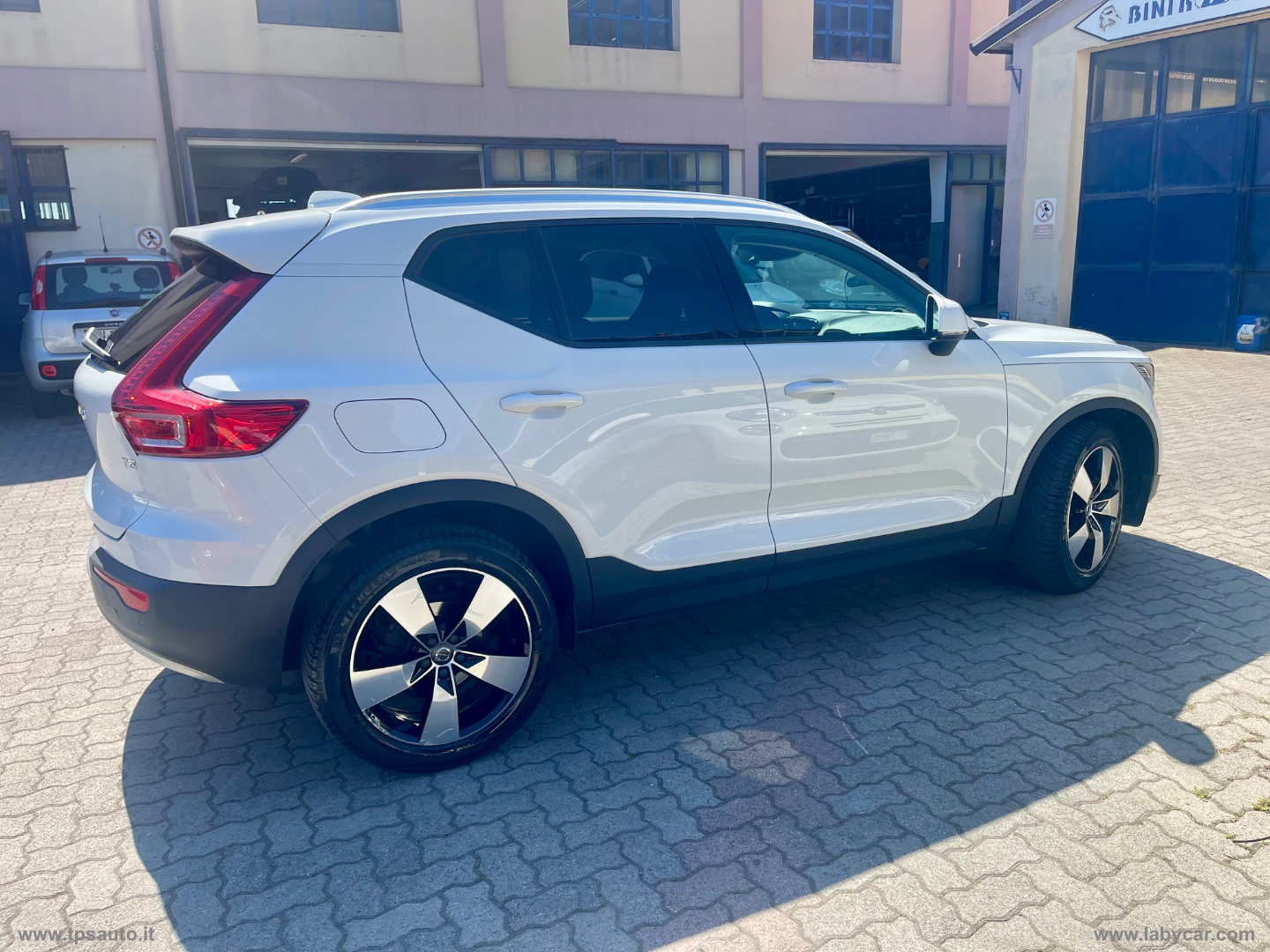 XC40 T3 Momentum - immagine 12