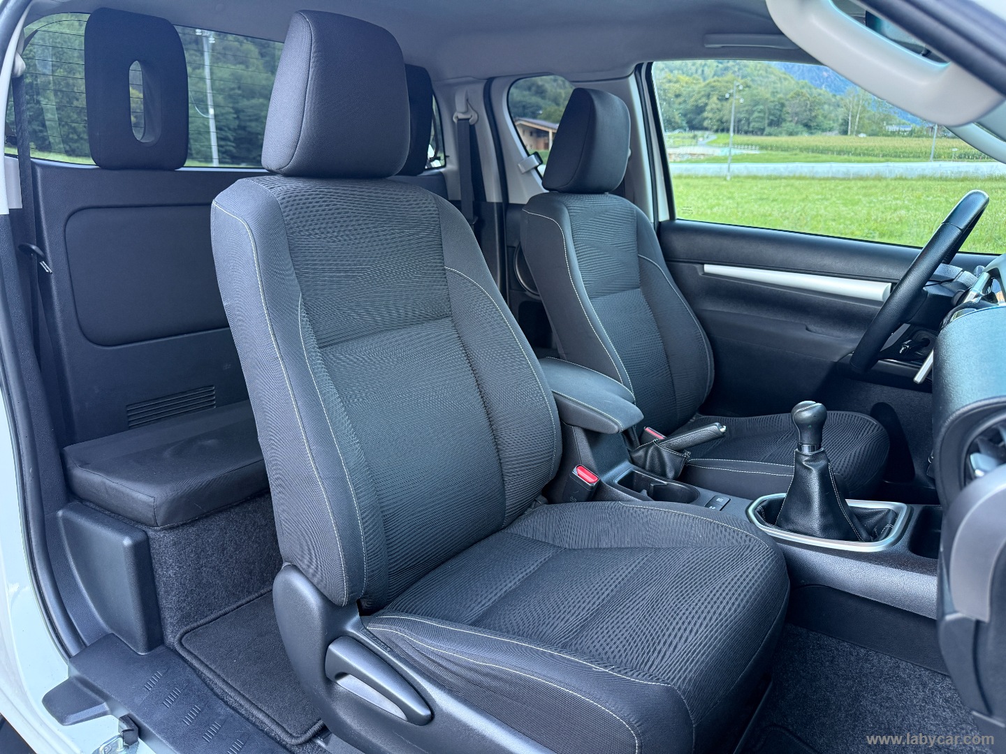 Hilux 2.4 D-4D 4WD 2p. EXTRA CAB CAMERA SENS PARK - immagine 12