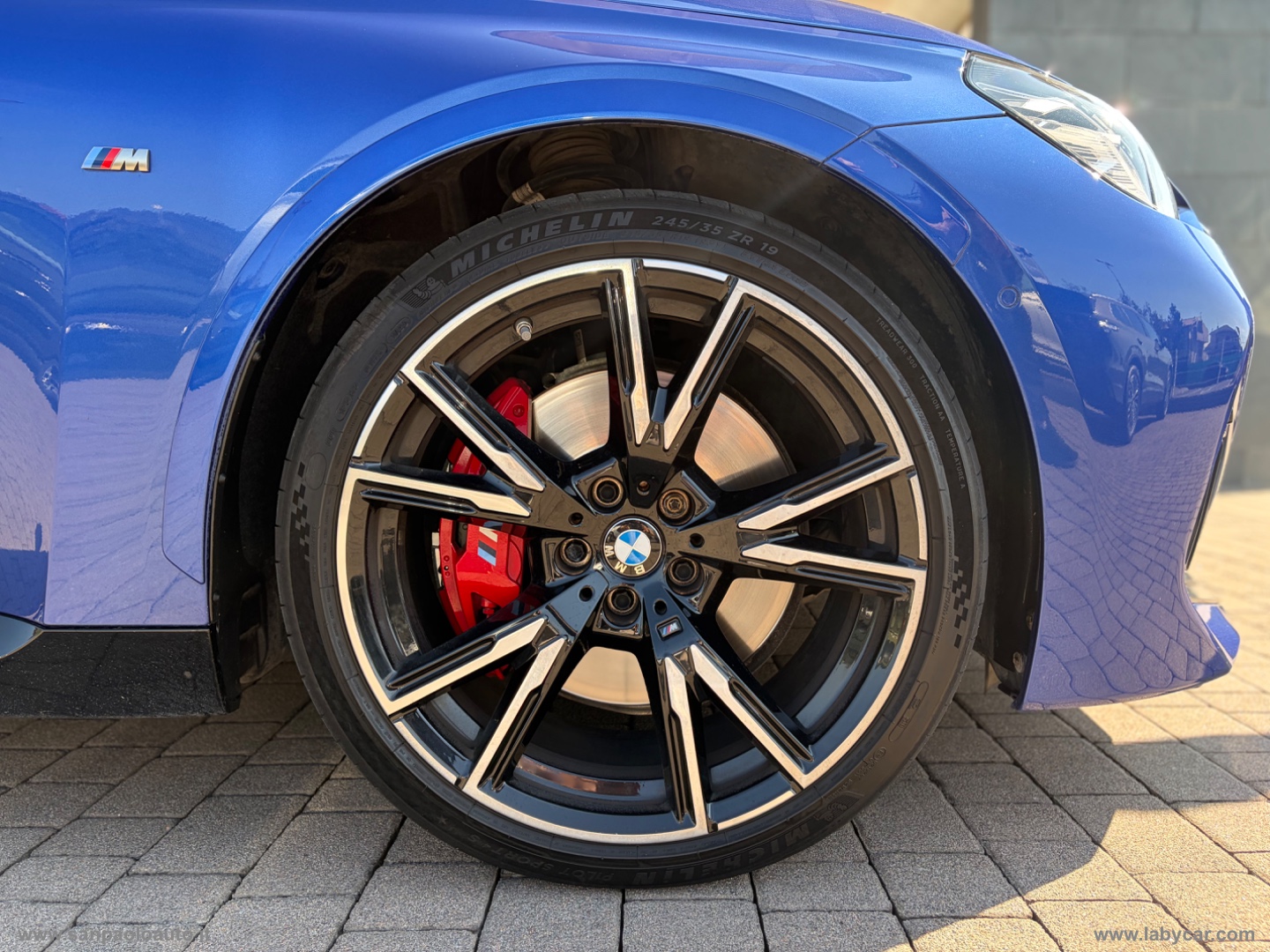 M 240i xDrive - immagine 12
