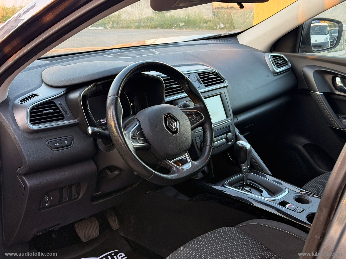 Kadjar Blue dCi 8V 115 CV EDC Business N1 - immagine 12