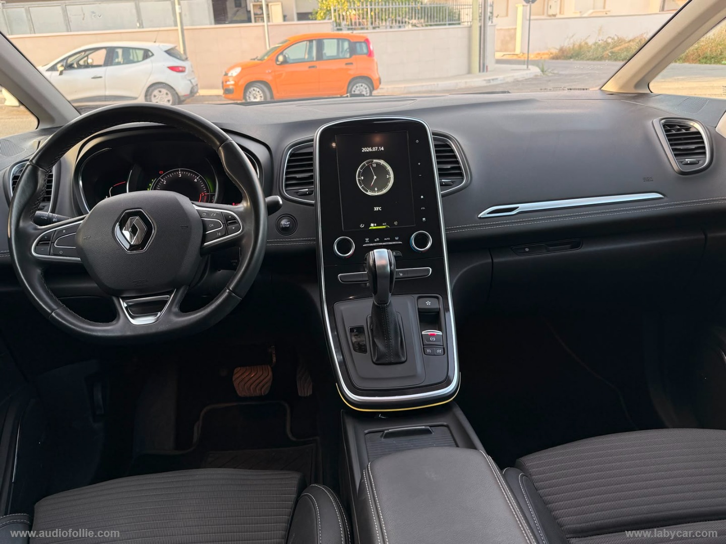 Grand Scénic dCi 8V 110 CV EDC Energy Bose - immagine 12